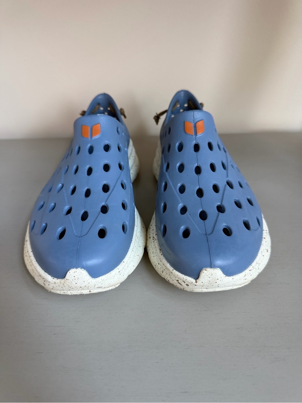 Kane Revive Active Recovery Shoe (Made in Brazil) 
Women’s 9 Men’s 7